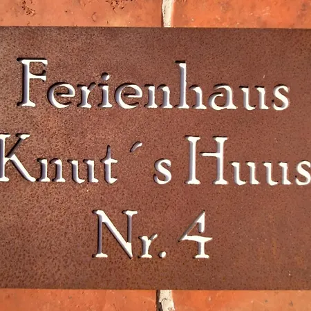 Holiday home Knut's Huus Krummhoern